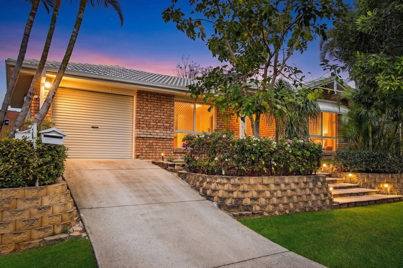 Photo - 4 Latrobe Street, Fitzgibbon QLD 4018 - Image 1