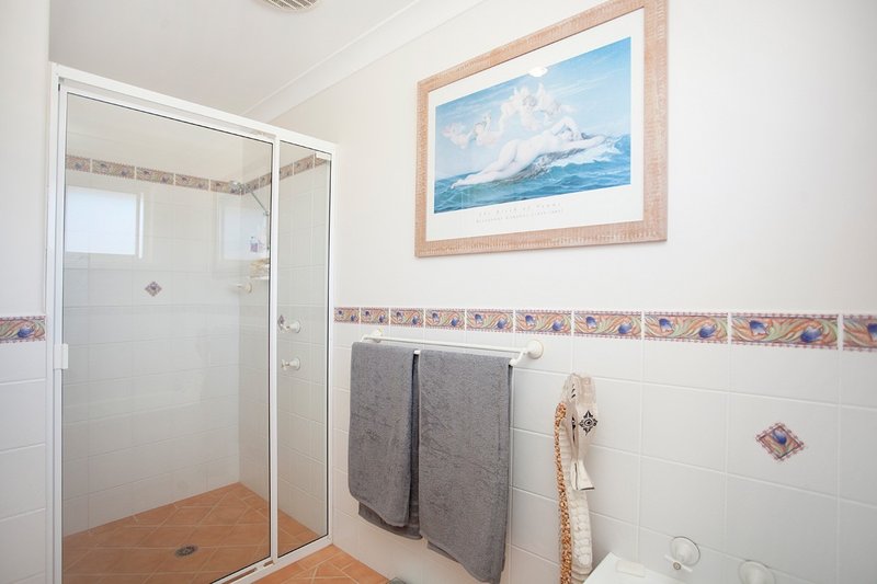 Photo - 4 Laurina Close, Old Bar NSW 2430 - Image 15