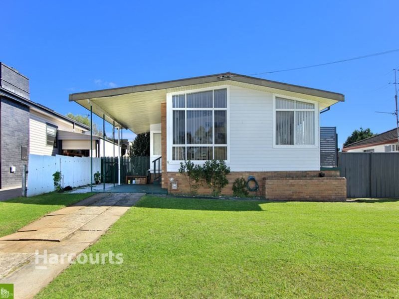 4 Laver Road, Dapto NSW 2530