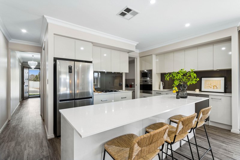 Photo - 4 Lawder Road, Blakeview SA 5114 - Image 3