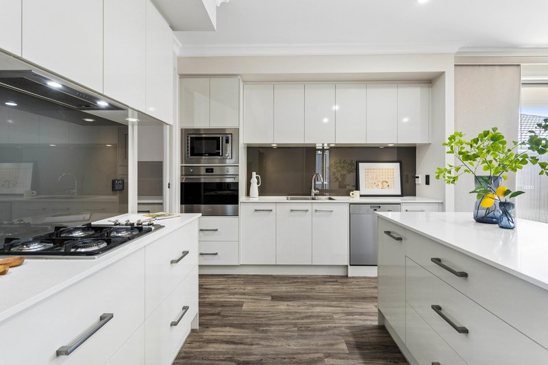Photo - 4 Lawder Road, Blakeview SA 5114 - Image 4