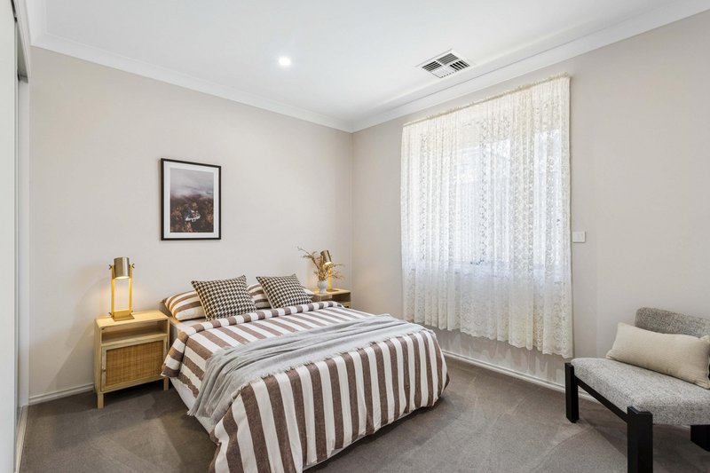 Photo - 4 Lawder Road, Blakeview SA 5114 - Image 11