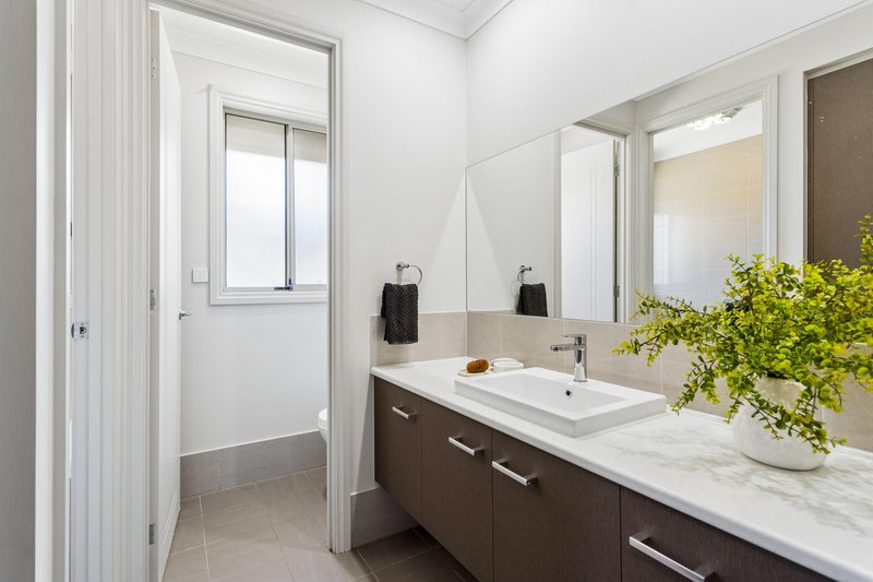 Photo - 4 Lawder Road, Blakeview SA 5114 - Image 13