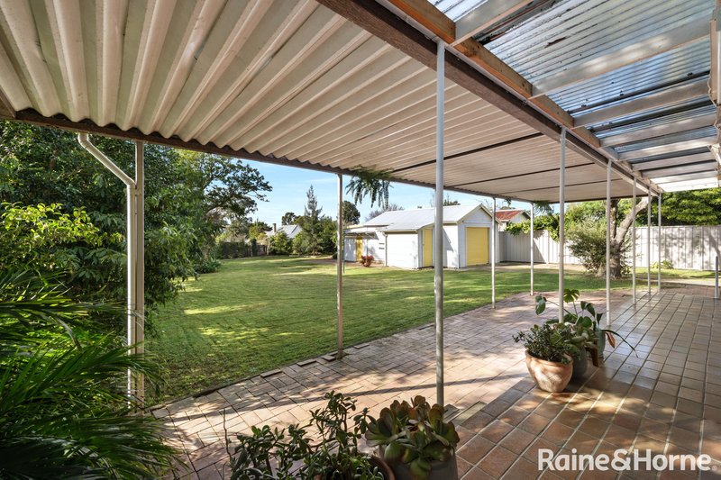 Photo - 4 Leatham Avenue, Nowra NSW 2541 - Image 10