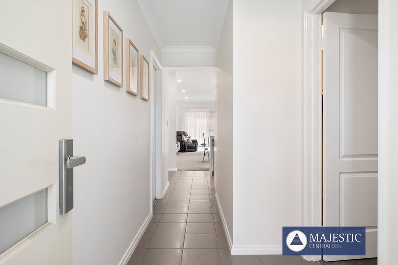 Photo - 4 Leece Place, Booragoon WA 6154 - Image 4