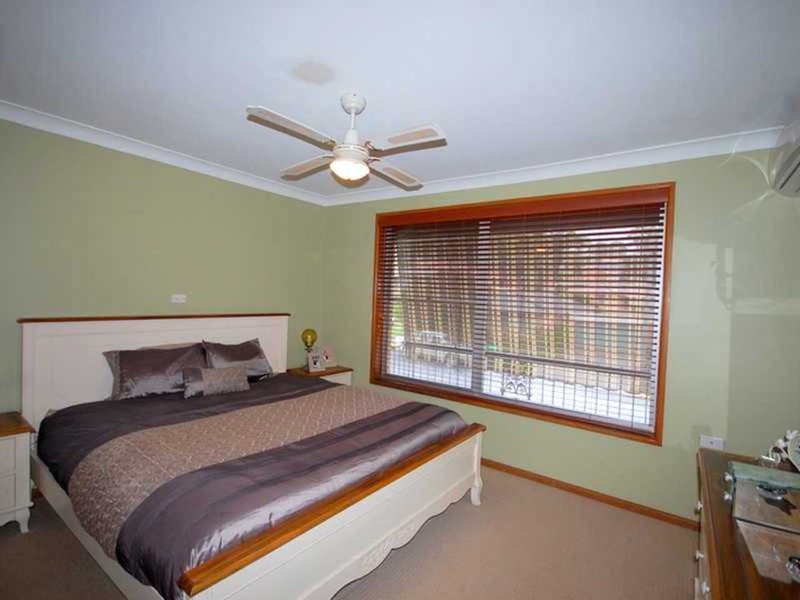 Photo - 4 Leguna Crescent, Forster NSW 2428 - Image 5