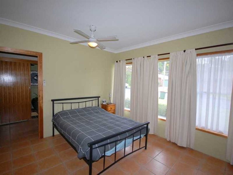 Photo - 4 Leguna Crescent, Forster NSW 2428 - Image 7