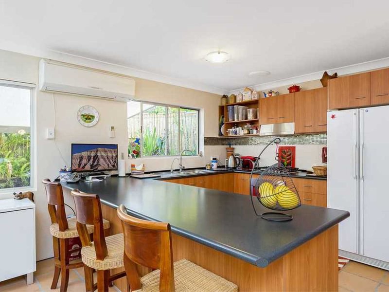 Photo - 4 Leisure Lane, Worongary QLD 4213 - Image 7