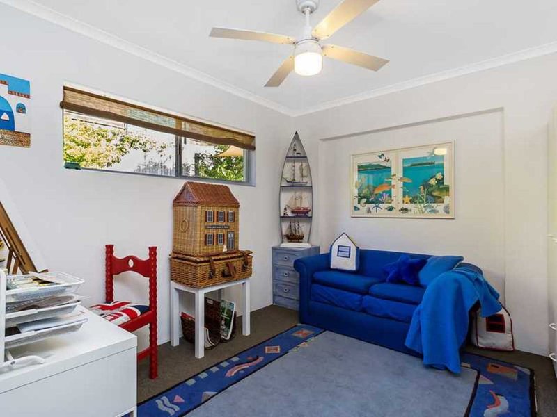 Photo - 4 Leisure Lane, Worongary QLD 4213 - Image 17