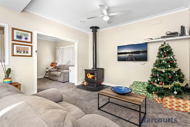 Photo - 4 Leitch Road, Scarsdale VIC 3351 - Image 3