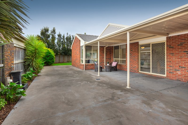 Photo - 4 Lia Amie Place, Berwick VIC 3806 - Image 18