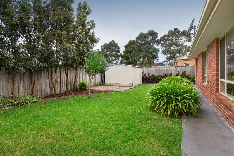 Photo - 4 Lia Amie Place, Berwick VIC 3806 - Image 20