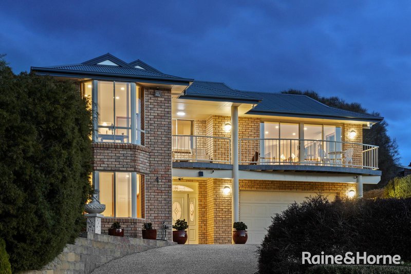 4 Liberty Court, Blackmans Bay TAS 7052