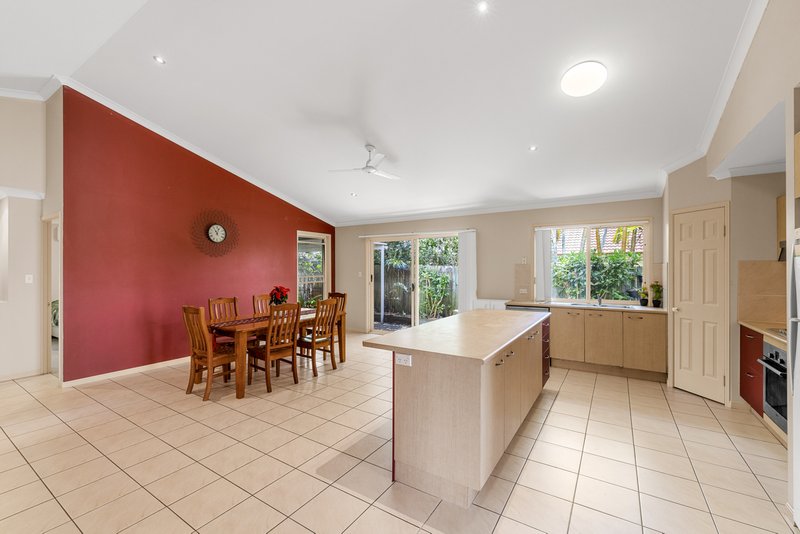 Photo - 4 Linacre Street, Sippy Downs QLD 4556 - Image 9