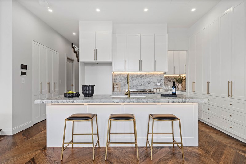 Photo - 4 Linda Avenue, Oatley NSW 2223 - Image 3