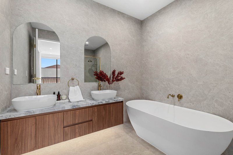 Photo - 4 Linda Avenue, Oatley NSW 2223 - Image 14