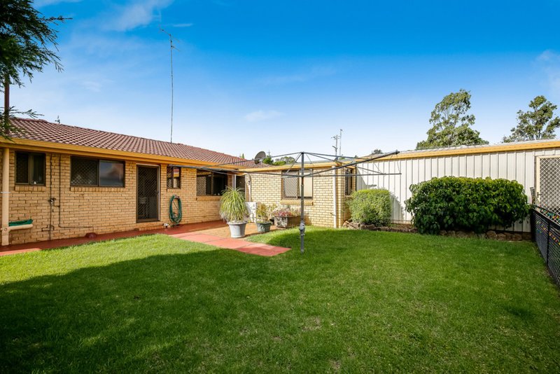 Photo - 4 Lindberg Street, Wilsonton QLD 4350 - Image 10