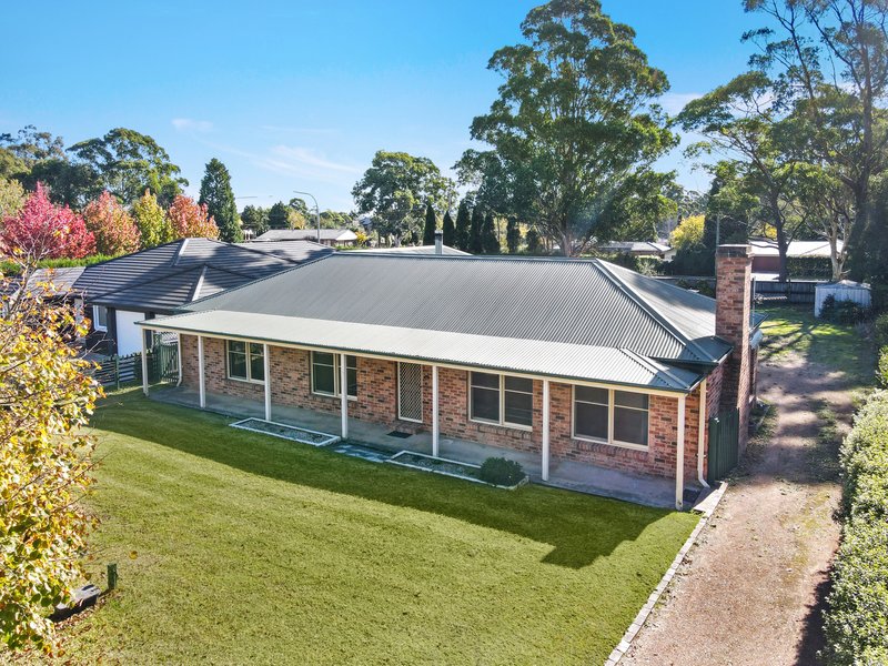 4 Linden Way, Bowral NSW 2576