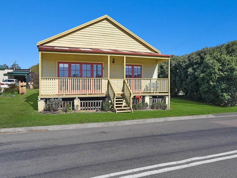 4 Lindsley St , Catherine Hill Bay NSW 2281