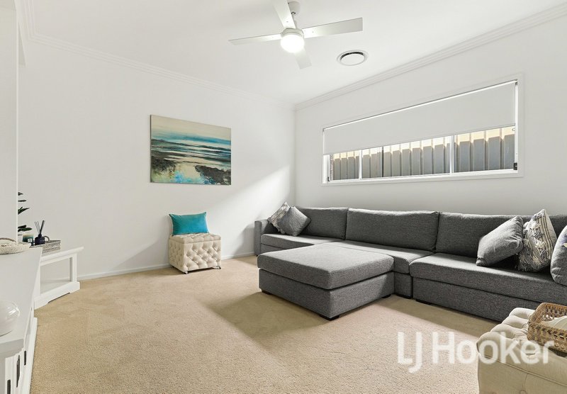 Photo - 4 Liner Street, Vincentia NSW 2540 - Image 2