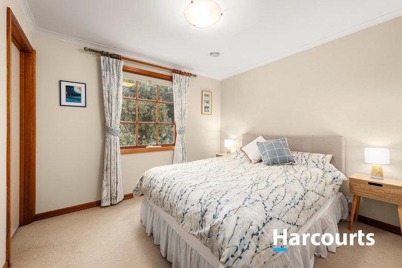 Photo - 4 Lisa Close, Wantirna South VIC 3152 - Image 10