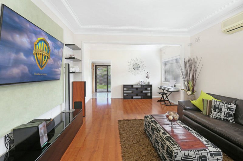 Photo - 4 Lisgar St , Granville NSW 2142 - Image 4