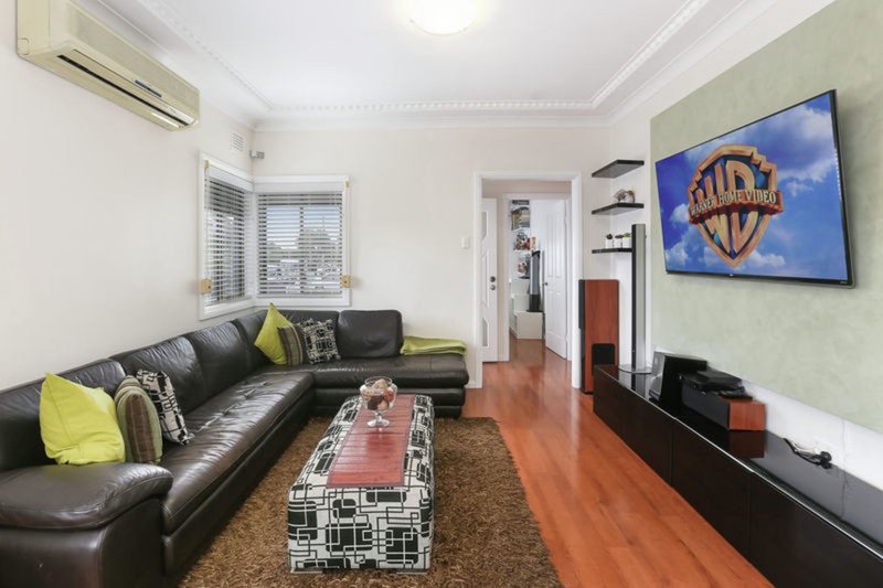 Photo - 4 Lisgar St , Granville NSW 2142 - Image 7