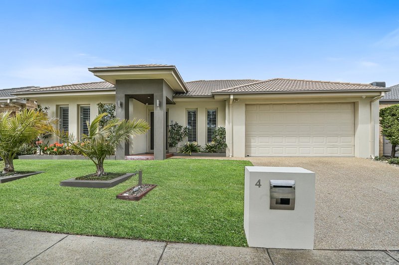 4 Little Gem Way, Berwick VIC 3806