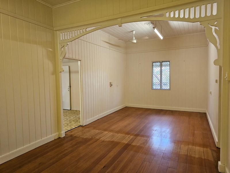 Photo - 4 Little Young Street, Ayr QLD 4807 - Image 7