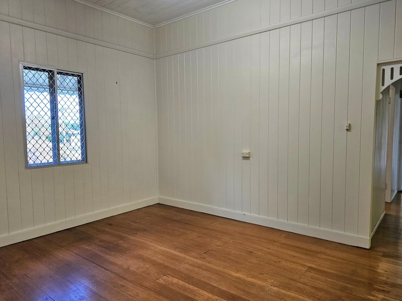 Photo - 4 Little Young Street, Ayr QLD 4807 - Image 8