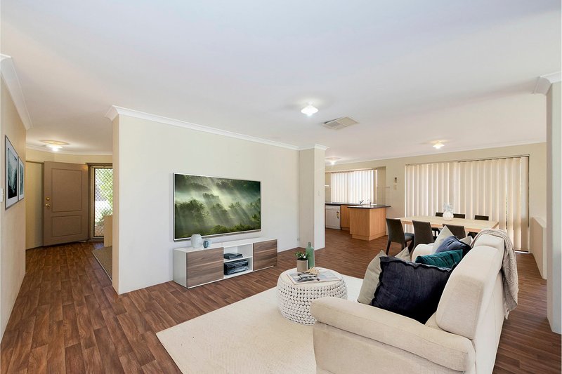 Photo - 4 Littlefield Road, High Wycombe WA 6057 - Image 6