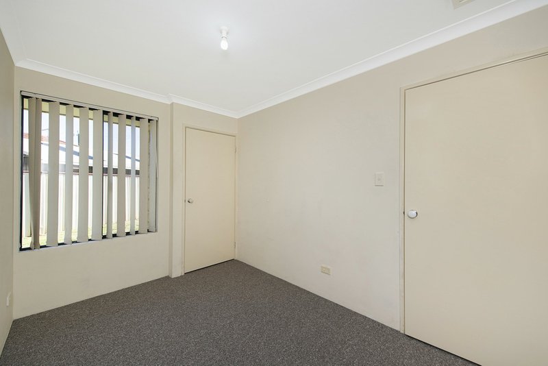 Photo - 4 Littlefield Road, High Wycombe WA 6057 - Image 14