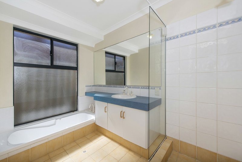 Photo - 4 Littlefield Road, High Wycombe WA 6057 - Image 15