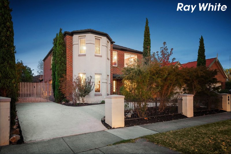 Photo - 4 Livingstone Boulevard, Pakenham VIC 3810 - Image 2