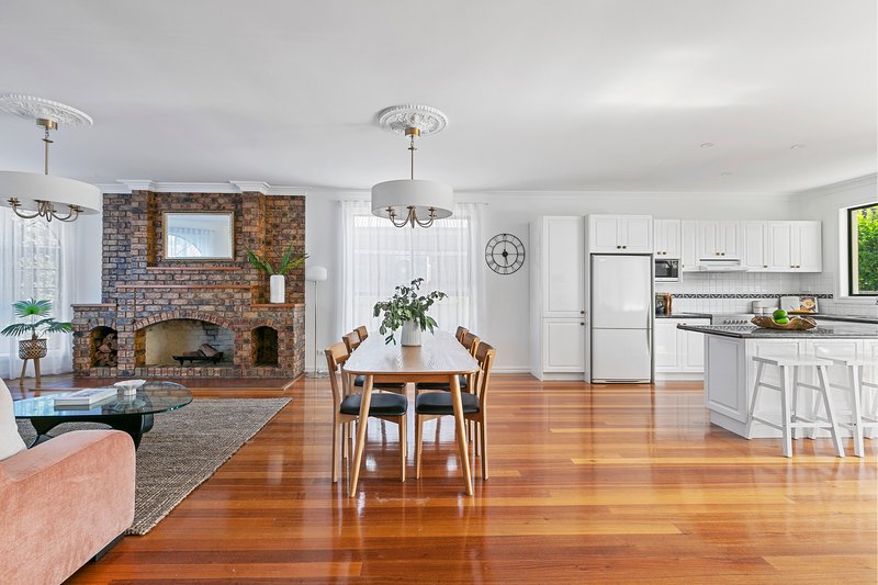 Photo - 4 Livingstone Parade, Preston VIC 3072 - Image 6