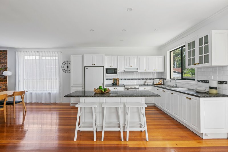 Photo - 4 Livingstone Parade, Preston VIC 3072 - Image 7