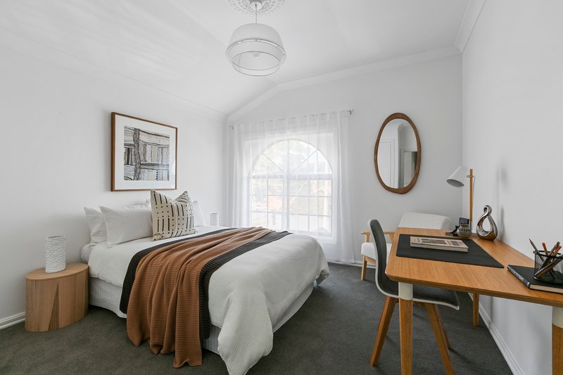 Photo - 4 Livingstone Parade, Preston VIC 3072 - Image 13