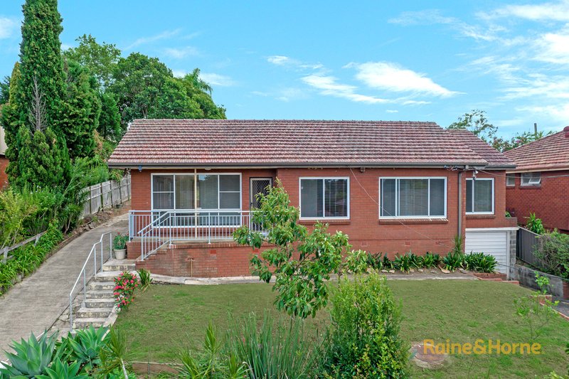 4 Loch Awe Crescent, Carlingford NSW 2118