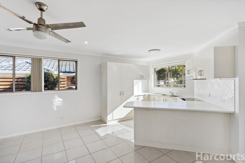 Photo - 4 Locksley Place, Port Macquarie NSW 2444 - Image 5