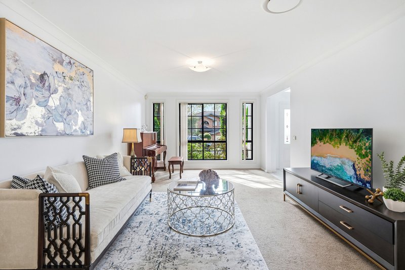 Photo - 4 Lockyer Close, Dural NSW 2158 - Image 2