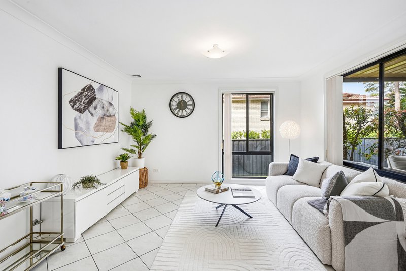 Photo - 4 Lockyer Close, Dural NSW 2158 - Image 4