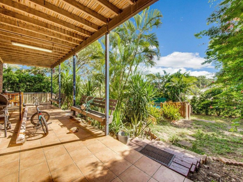 Photo - 4 Lomandra Street, Boyne Island QLD 4680 - Image 15