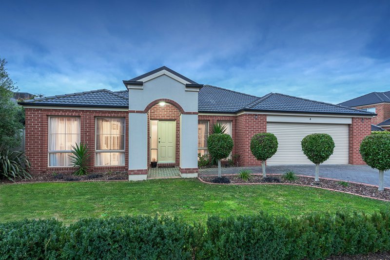 4 Long Island Circuit, Craigieburn VIC 3064