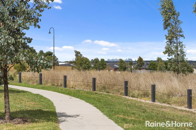 Photo - 4 Longtan Avenue, Sunbury VIC 3429 - Image 20