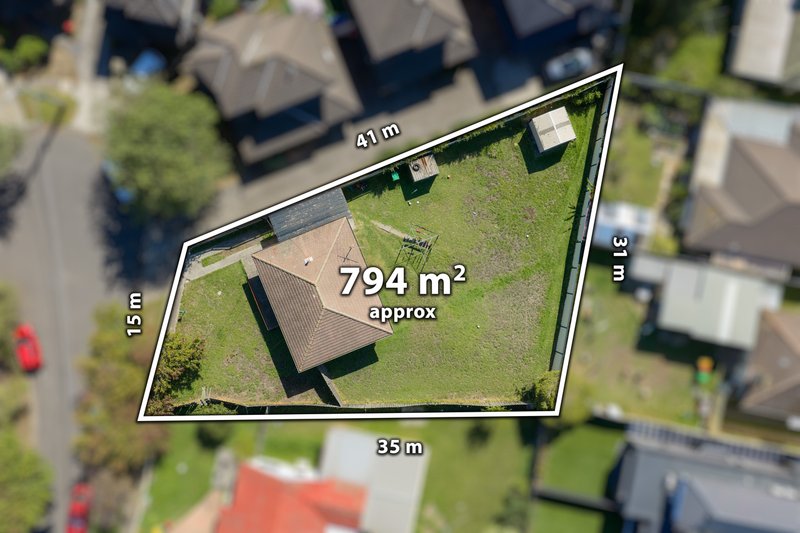 Photo - 4 Lord Place, Braybrook VIC 3019 - Image 2