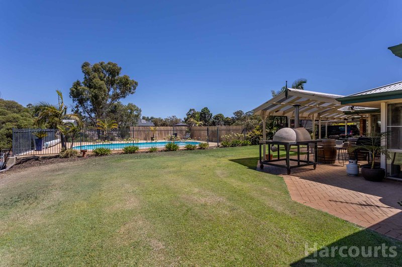 Photo - 4 Lorian Road, Gnangara WA 6077 - Image 30