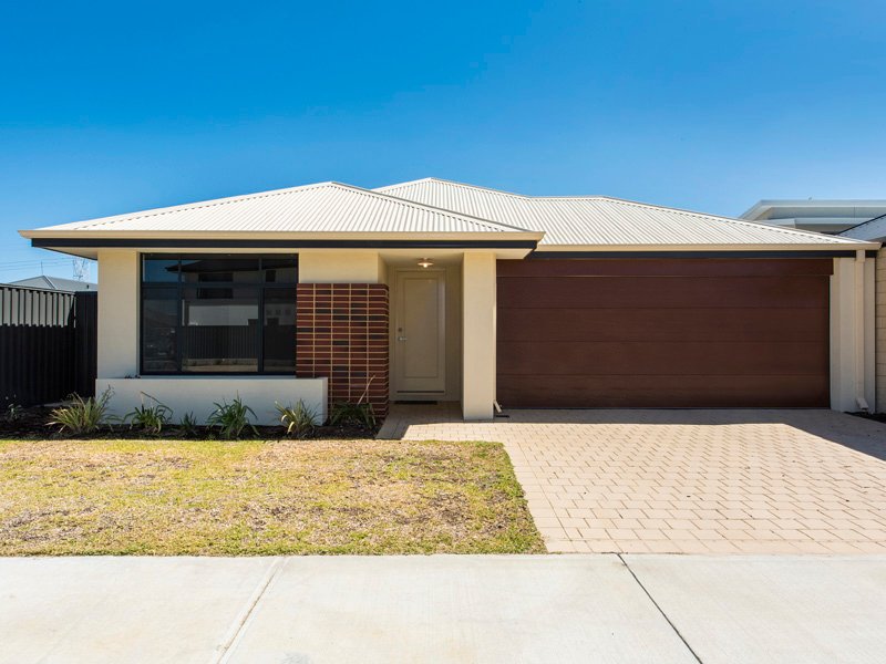 4 Lovage Street, Treeby WA 6164