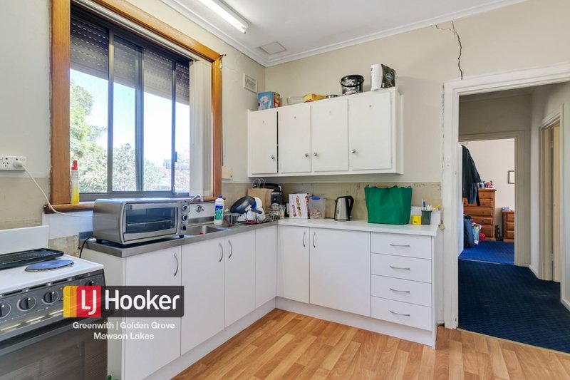 Photo - 4 Lowry Street, Elizabeth East SA 5112 - Image 5