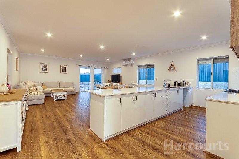 Photo - 4 Lucent Approach, Eglinton WA 6034 - Image 8