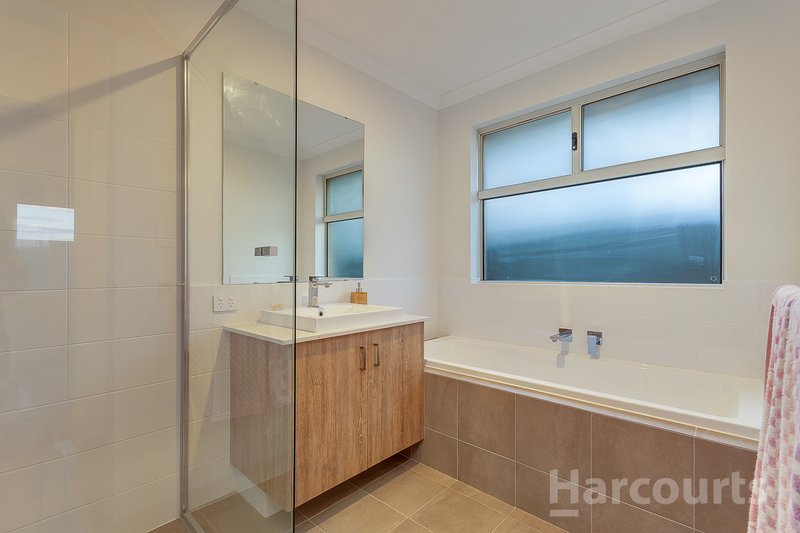 Photo - 4 Lucent Approach, Eglinton WA 6034 - Image 18